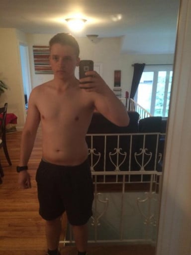 A photo of a 5'9" man showing a weight loss from 164 pounds to 146 pounds. A net loss of 18 pounds.