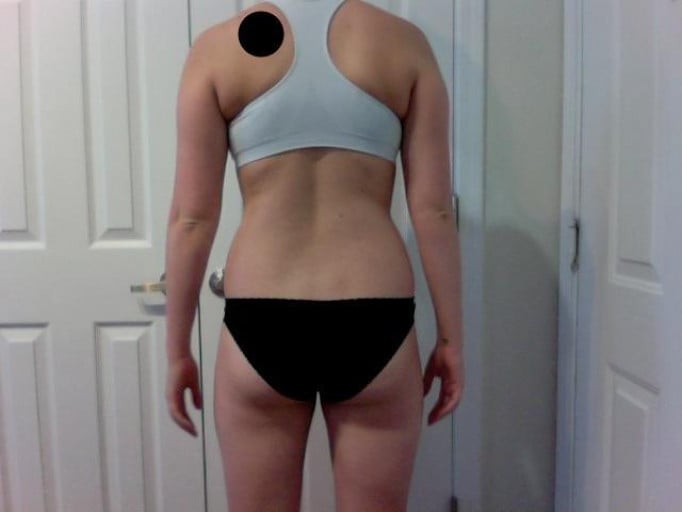 A photo of a 5'6" woman showing a snapshot of 152 pounds at a height of 5'6