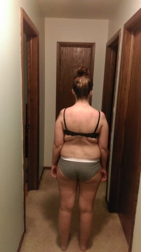 A Female's Journey to Fat Loss: 28 Years Old, 5'4", and 145 Pounds