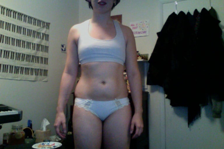 A picture of a 5'4" female showing a fat loss from 163 pounds to 139 pounds. A respectable loss of 24 pounds.