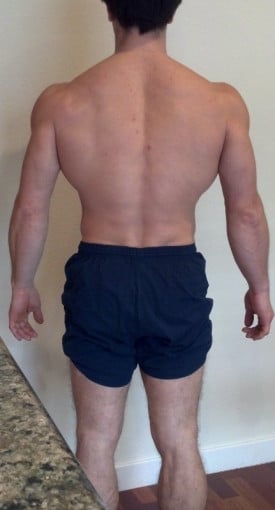 A picture of a 5'3" male showing a snapshot of 142 pounds at a height of 5'3