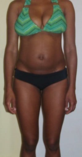 A before and after photo of a 5'4" female showing a snapshot of 122 pounds at a height of 5'4