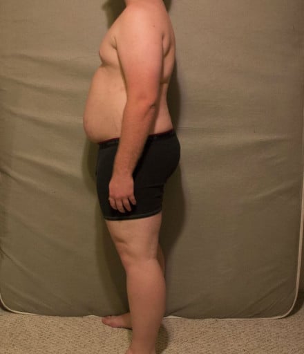 A picture of a 6'1" male showing a fat loss from 295 pounds to 191 pounds. A total loss of 104 pounds.